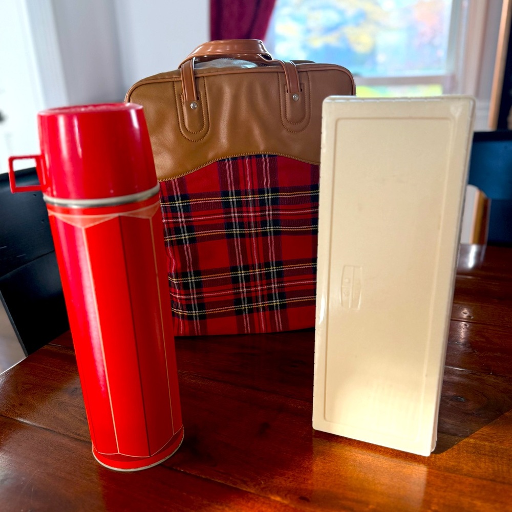 Vintage Red Tartan Plaid Thermos King Seeley Picnic Set. Thermos/Bag/Picnic Box